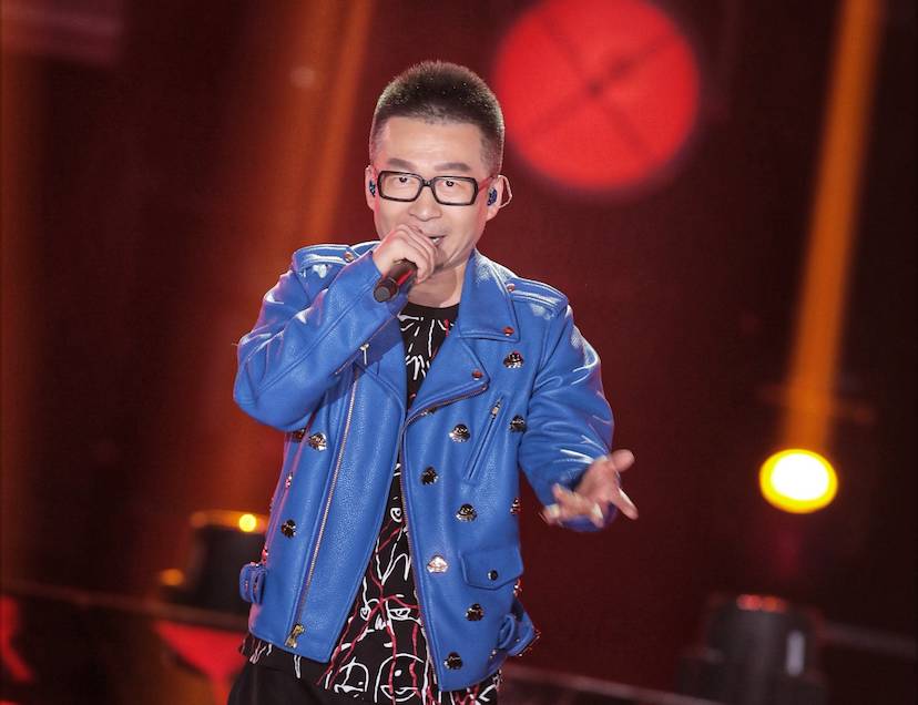 “水手”郑智化泣不成声，“失态”黄小琥上节目认亲