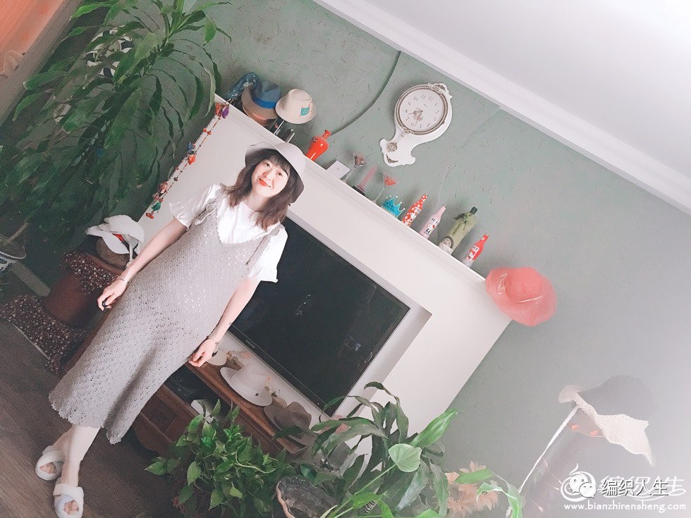 森系刺绣吊带裙宽松,森系显瘦吊带裙