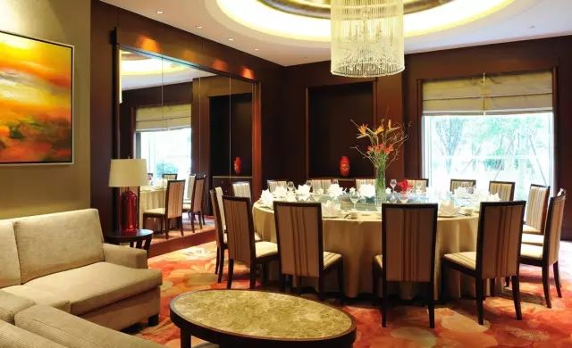 荣耀绽放盛大选房,荣耀绽放酒