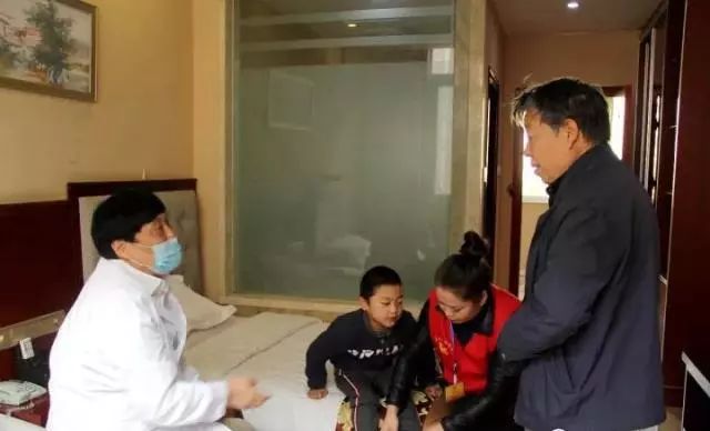 脑瘫儿童爱心公益活动,关爱困境妇女儿童基金募捐倡议书