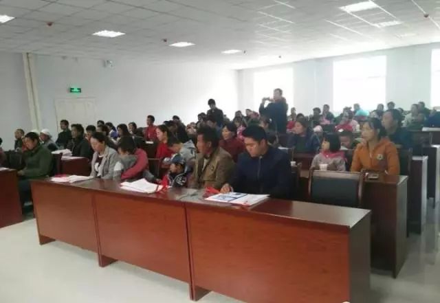 脑瘫儿童爱心公益活动,关爱困境妇女儿童基金募捐倡议书