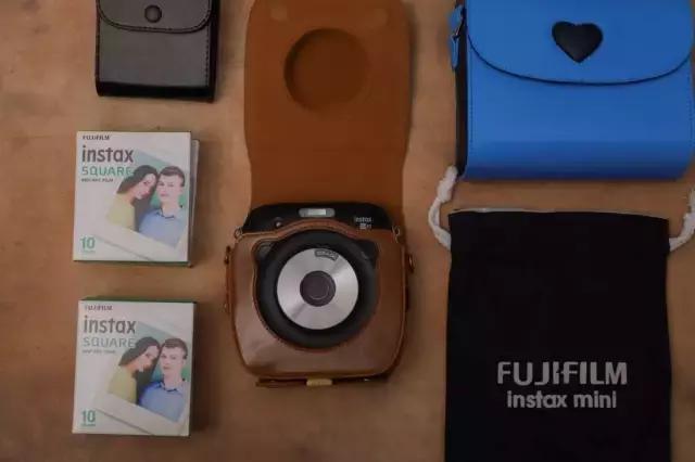 富士新品instaxsquaresq1拍立得,富士拍立得instaxsq10怎么用