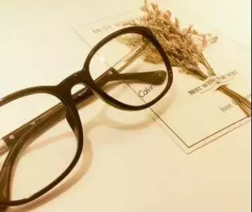 免费验光免费维修,免费修理清洗眼镜