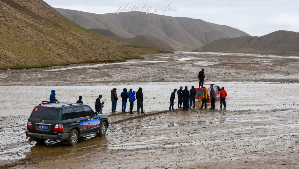 无人区穿越多少公里,无人区穿越和荒野求生哪个难