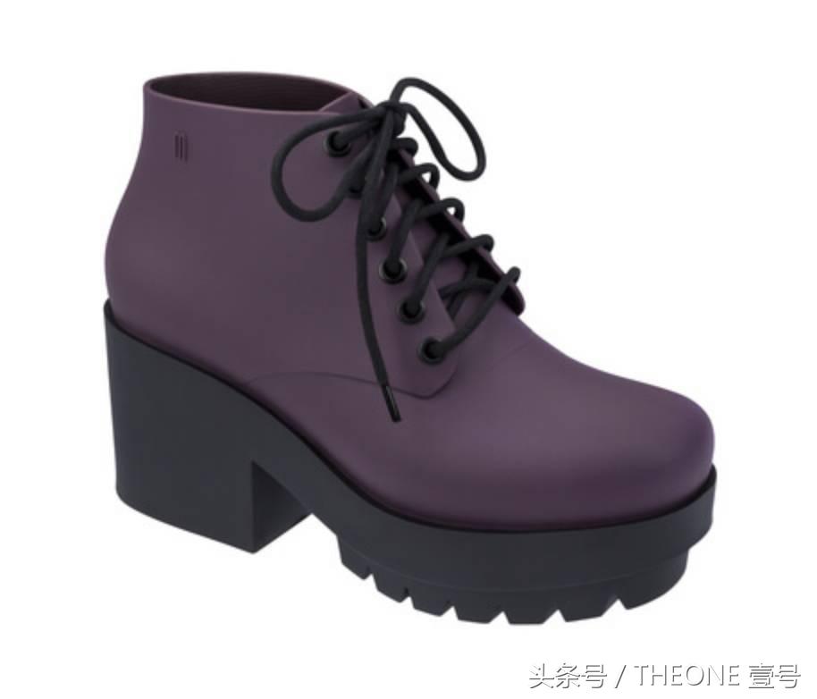 我掐指一算，你该买双雨鞋了