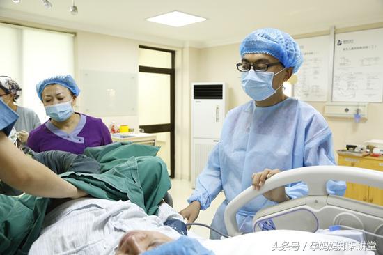 分娩后体重减多少正常,分娩完后身体恢复会有什么变化