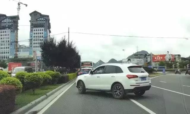 桂C17297等车主！你们交通违法被举报并处罚了，请自律！