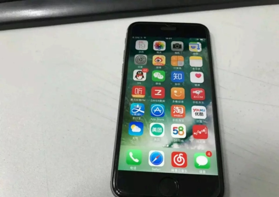 二手iphone6s还值不值得入手 (二手的iphone6splus值多少钱)
