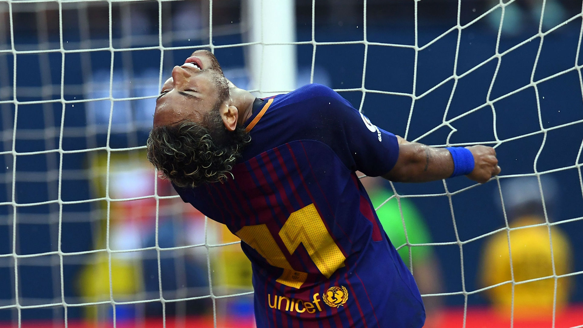 内马尔在巴塞罗那天鹅之歌中达到了高峰