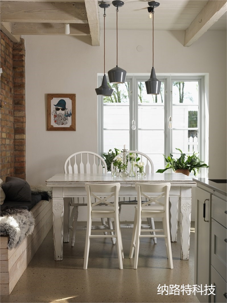 水磨石地面坏了怎样粘贴瓷砖,水磨石地面跟水泥地面一样吗