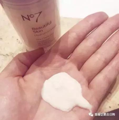 有的面膜敷了之后脸上火辣辣的,最好用的几款涂抹面膜