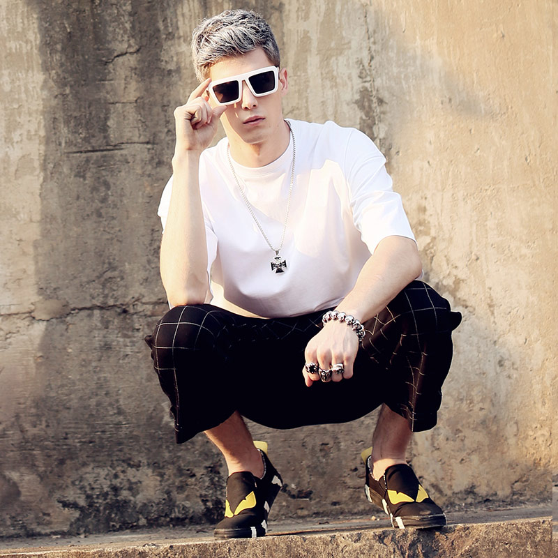 嘻哈风怎么搭配,嘻哈风应该穿什么裤子