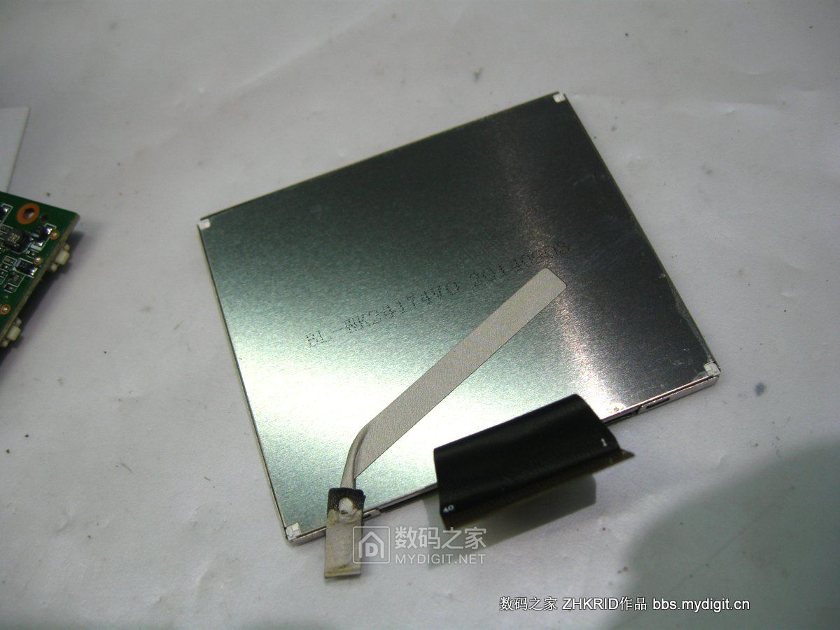 拆解趴趴狗隐藏式行车记录仪,行车记录仪拆解解析