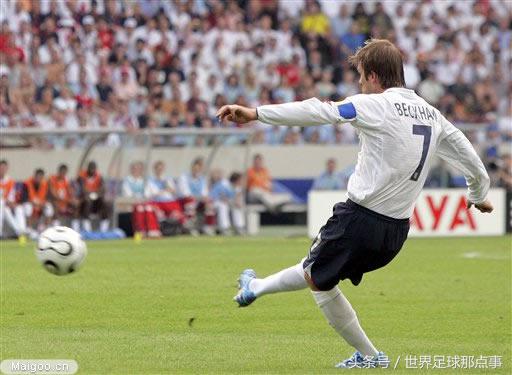 天下足球十大任意球大师,世界足坛十大球王