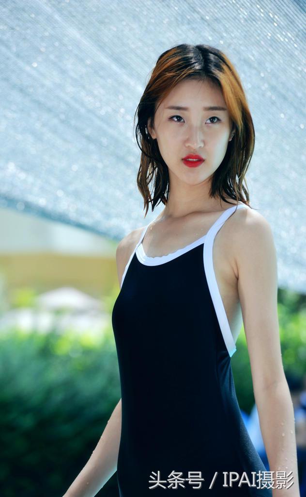 IPAI摄影推荐活动作业：泳池美人鱼