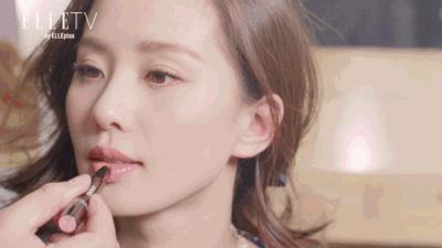 原来刘诗诗就是用了这些化妆品才让痘痘和闭口消失的？