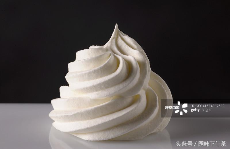 奶油的制作方法用淡奶油和黄油,稀奶油是液体状还是糊状
