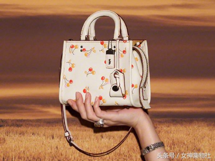 曾经瞧不起的Coach，今年时髦开挂让我毫不犹豫丢掉了LV~