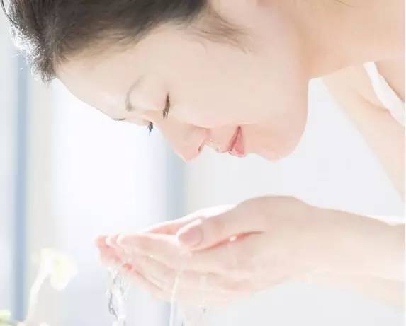 女生该知道的防晒大牌化妆品,温碧泉防晒产品