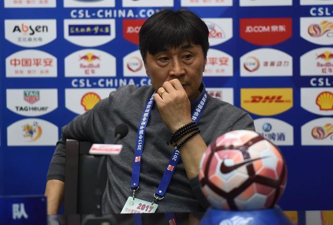 曾为八一提前退役，也因假球引争议，一特质让他成国青最佳掌舵人