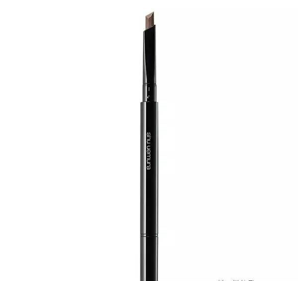 去日本值得推荐的美妆护肤有哪些 (日本旅游必买的十大化妆品)