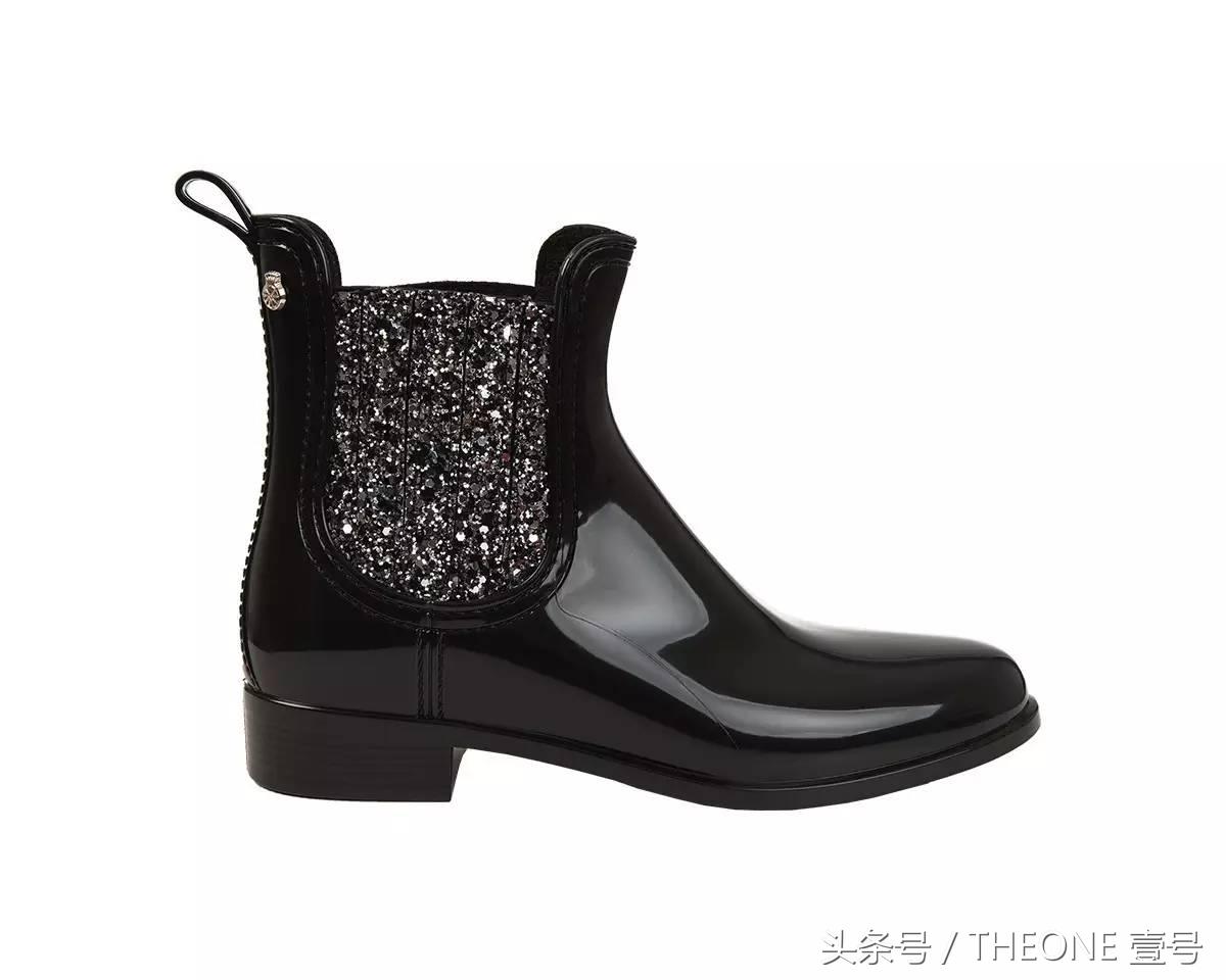 我掐指一算，你该买双雨鞋了