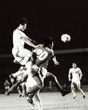 高丰文国足黑色三分钟,中国国足黑色三分钟