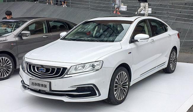 长脸了！博瑞身披“黄金甲”现身迪拜，独受土豪宠爱！