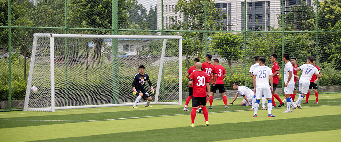 四川成都川渝对抗赛,重庆劲浪足球比赛