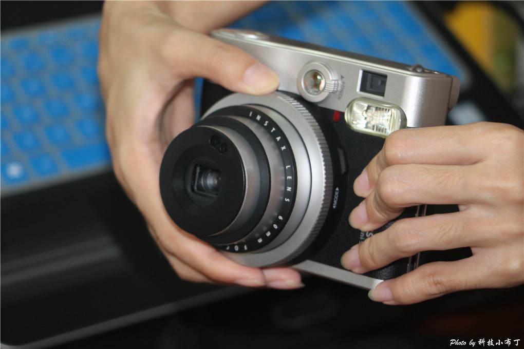 富士拍立得mini90测评,富士mini90全家福