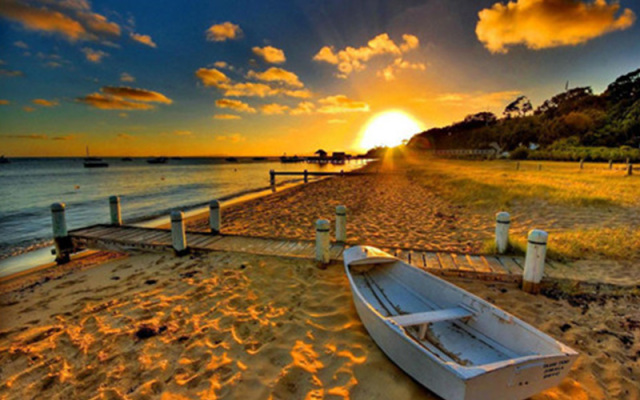 每天的出行安排丰富多彩,每天的行程都很规律