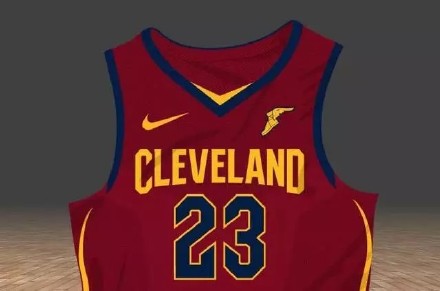 nba球衣阿迪换耐克,nba为啥要和阿迪达斯解约