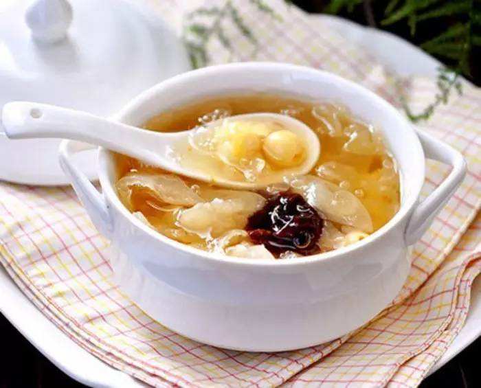 小孩上火煮梨子水还是苹果水,宝宝上火梨煮水怎么做