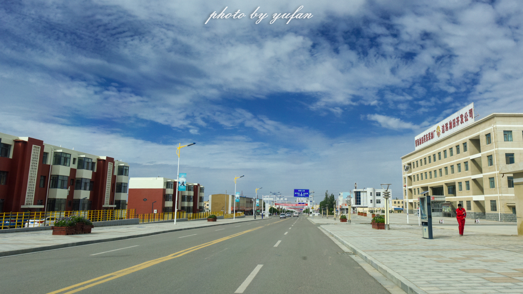 花土沟在罗布泊边缘吗,青海海西德令哈市花土沟