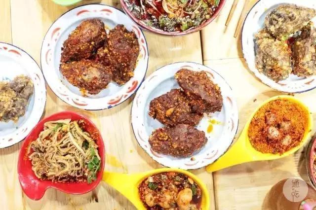 成都爆辣串串,成都冒椒火辣有几个店