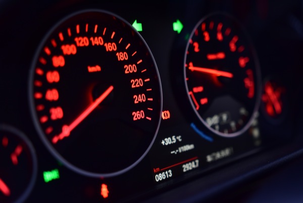 17年6万公里宝马318i时尚型,17款宝马318i时尚型测评