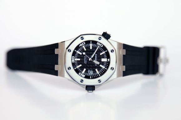 大熊谈表:男人的毒物——AP爱彼经典15703