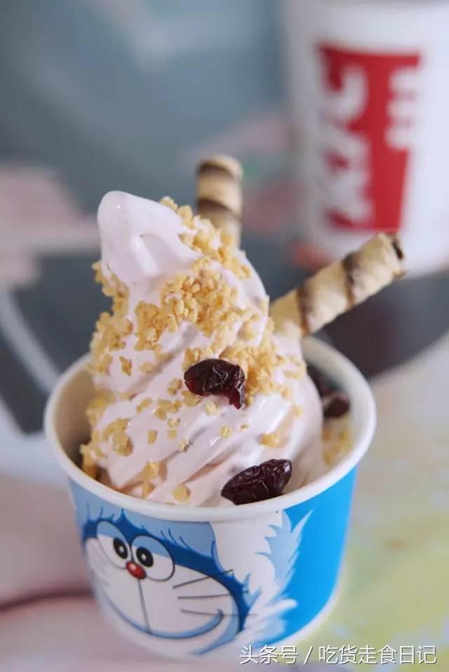 这款黑汉堡，颠覆了汉堡的认识，竟然找来TFboys代言？！