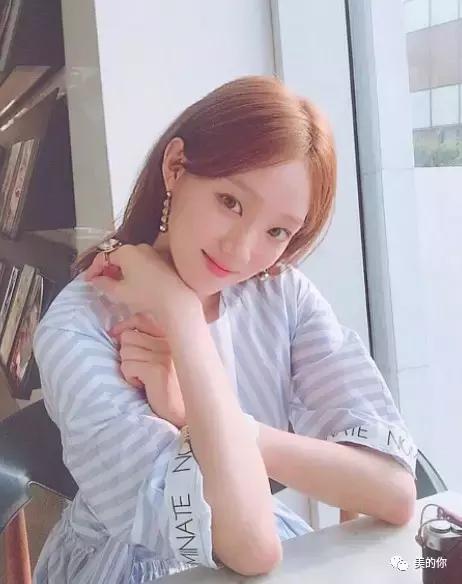 黄皮适合染什么颜色的发色显白,换发色耐看