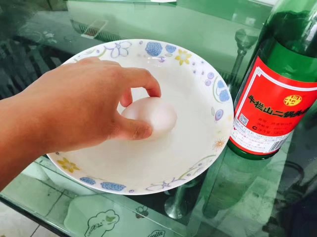 为什么腌咸鸭蛋不出油,腌咸鸭蛋不咸怎么补救