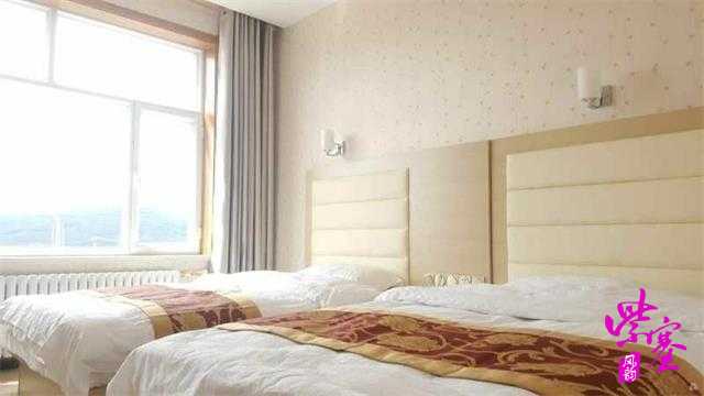 紫塞明珠乌兰布统云玉农家院,乌兰布统公主湖农家院