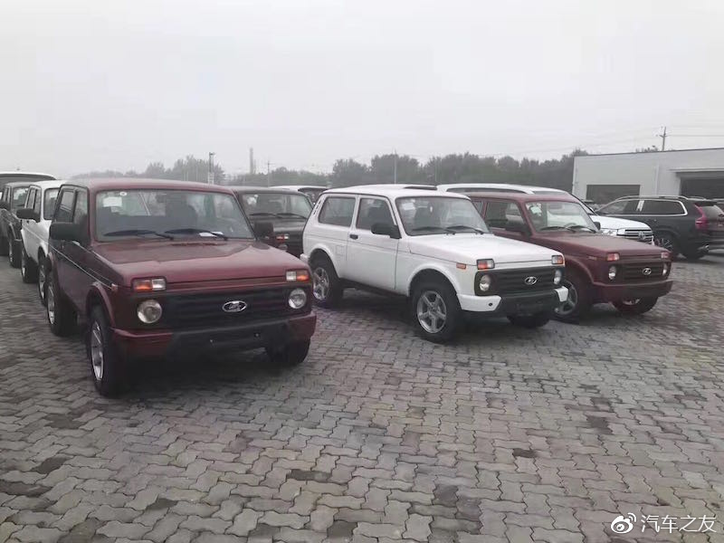 还记得小时候的火车,还记得小时候坐过的摇摇车吗