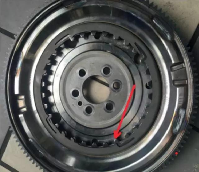 大众经典故障案例，不敢说没个车都有，但都通病