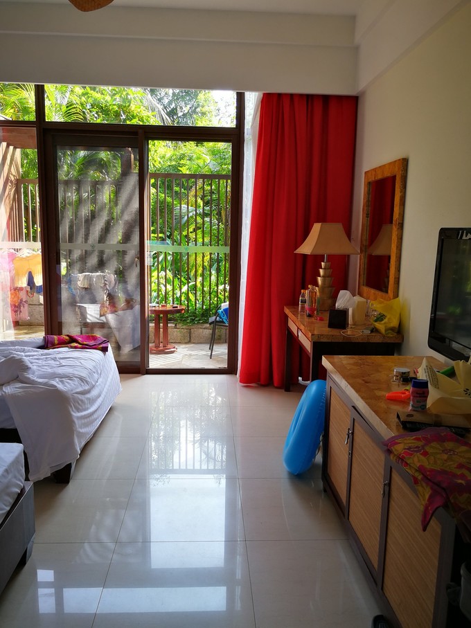 带着老妈和宝贝游三亚（两家铂尔曼和亚龙湾红树林度假之旅）