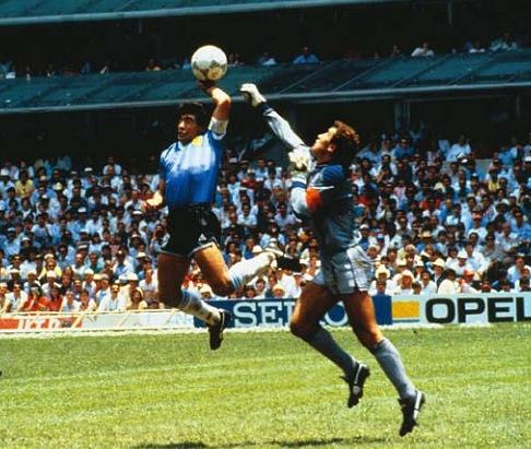 一夫当关万夫莫开是哪首诗,一夫当关万夫莫开是四字成语吗