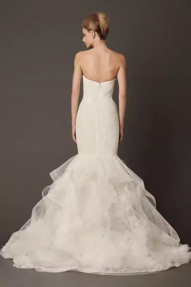 为无数明星设计婚纱，63离婚依旧拥有爱情，小男友就她的羊胎素