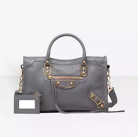 国内外差价最大的产品,哪个国家的品牌包包便宜