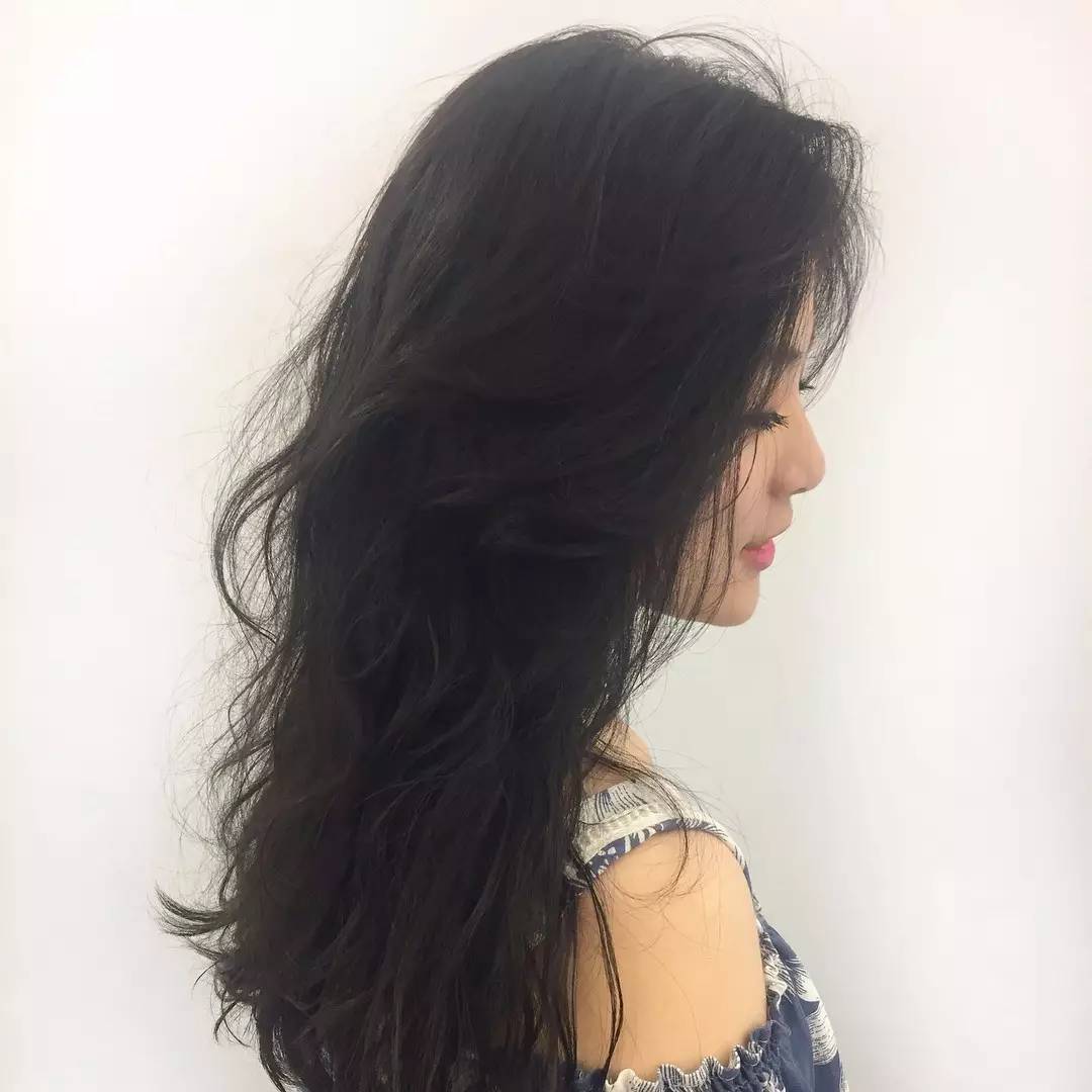 今夏最显白的3款流行发色,所有显白的颜色