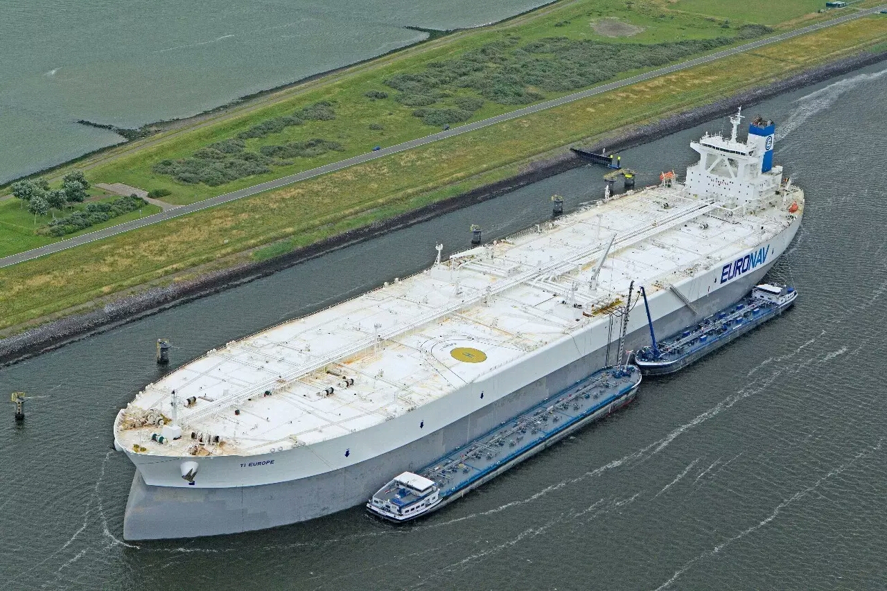 全球有多少30万吨巨型油轮,全球十大超级油轮