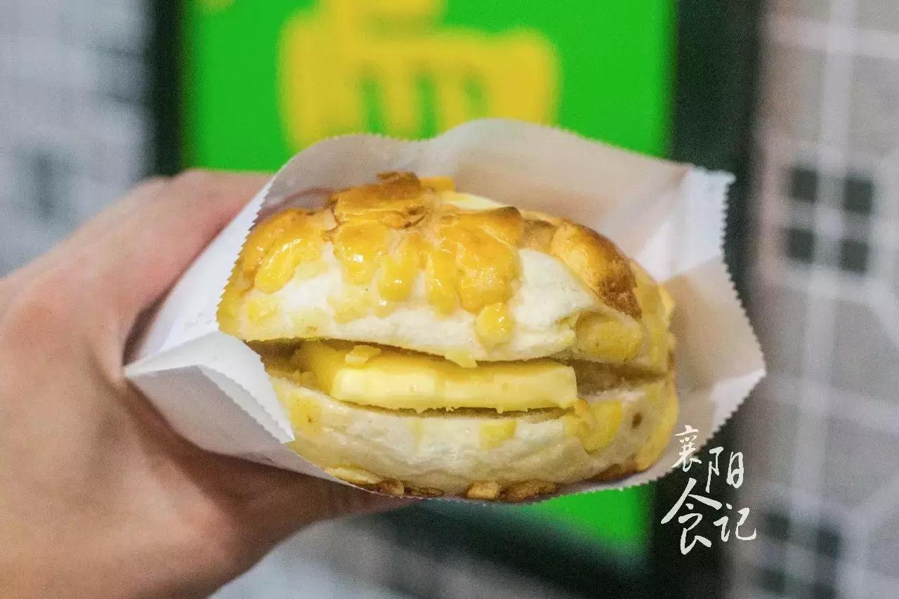 万达新开了的奶茶店,万达新开的甜品店一楼